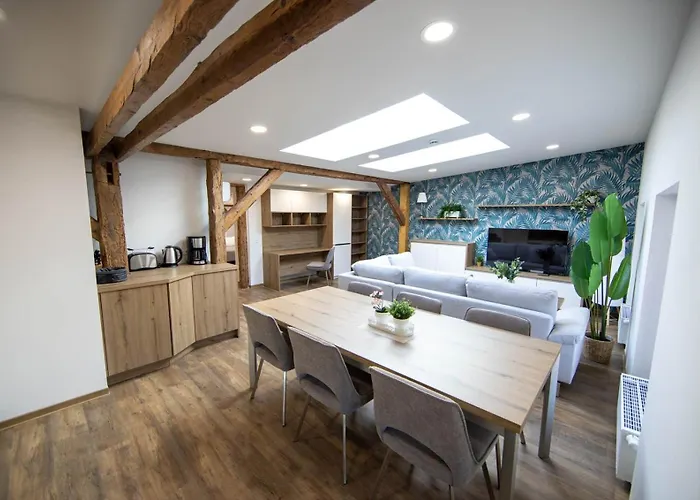 Exklusive Im Gruenderzeitjuwel